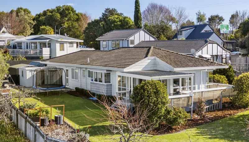 80 Hammond Street, Hairini