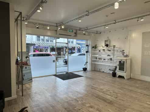 Modernized Retail Opportunity - Edinburgh Way