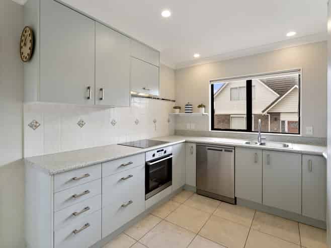 7 Major Durie Place, Waikanae Beach