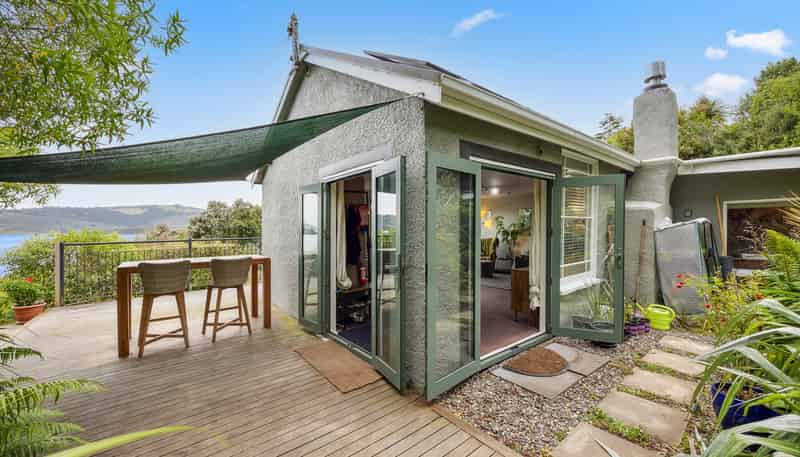 121 Coast Road, Warrington