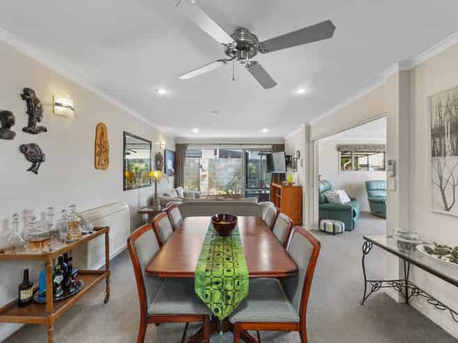 2 Brooklyn Drive, Redwoodtown
