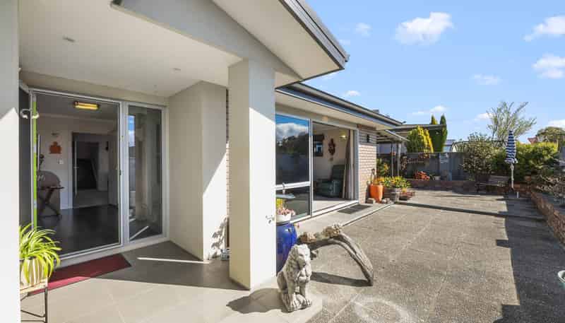 2 Brooklyn Drive, Redwoodtown