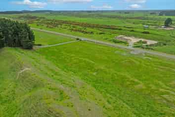  Bainesse Road Sections, Rangiotu