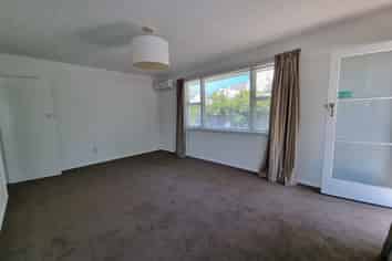 4/111 Aikmans Road, Merivale