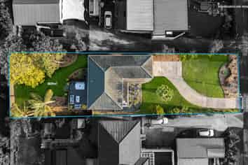 19 Highland Ave, Titirangi