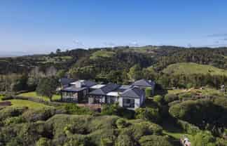 30 Rataroa Road, Miranda
