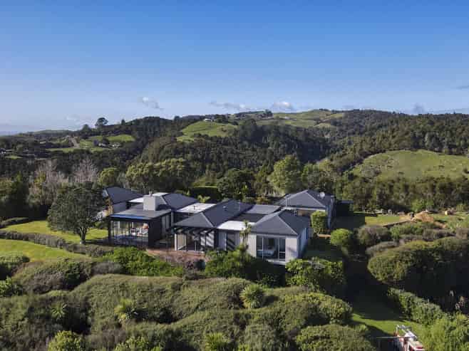 30 Rataroa Road, Miranda