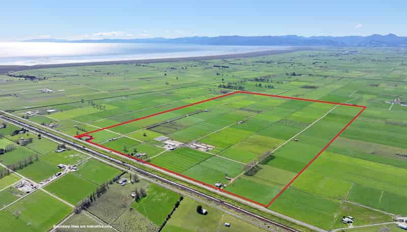 253 Canal Road East, Waitakaruru
