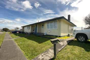 30 Cavendish Crescent, Kaiti