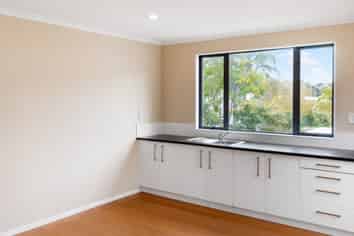 53 Fourth Avenue, Kingsland