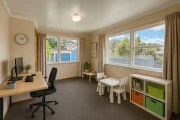 9 Viscount Place, West End