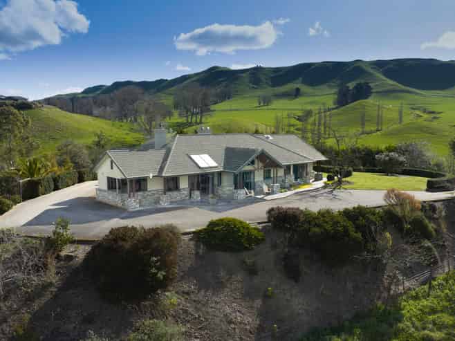 2246 Middle Road, Poukawa