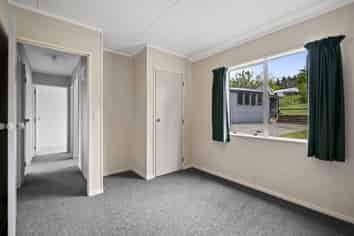 1087 Halcombe Road, Halcombe