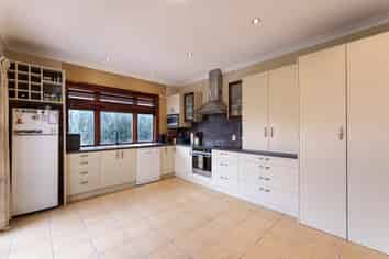 13 Amyes Road, Hornby