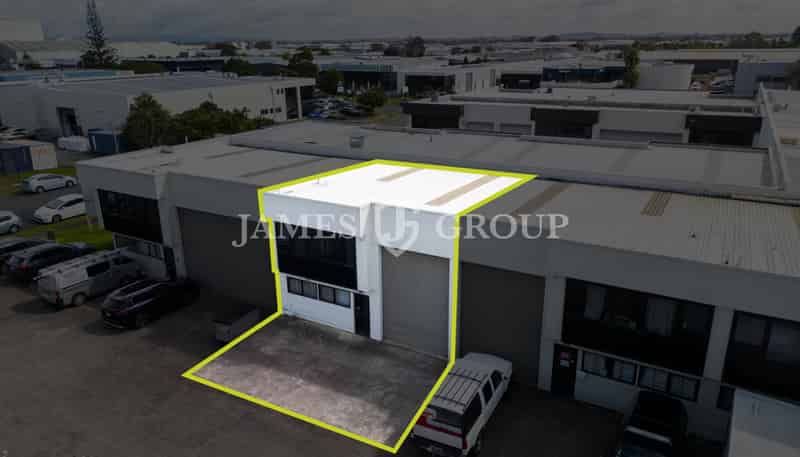 2/4 Kellow Place, Wiri