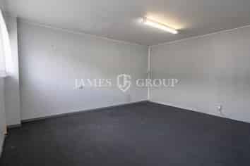 Entry-Level Industrial Gem – Act Fast!