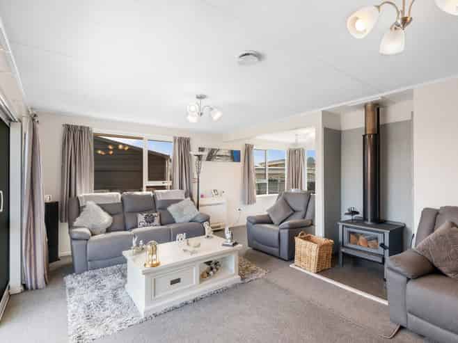 38 Doon Street, Mosgiel