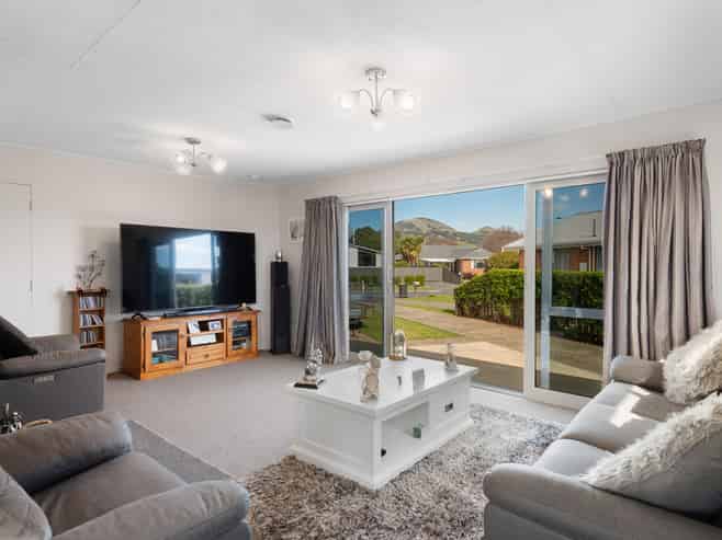 38 Doon Street, Mosgiel