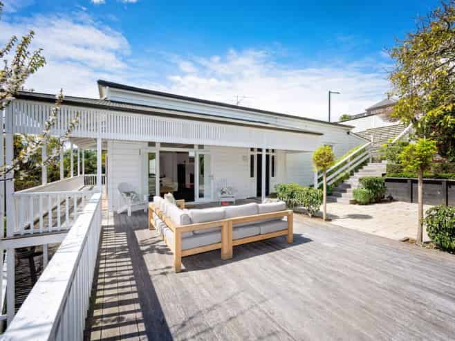12 Hadfield Terrace, Bluff Hill