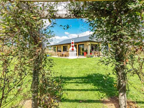 394 Kaiwhaiki Road, Parikino