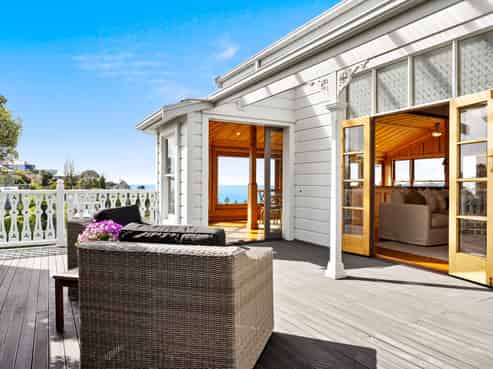 18 Sealy Road, Bluff Hill