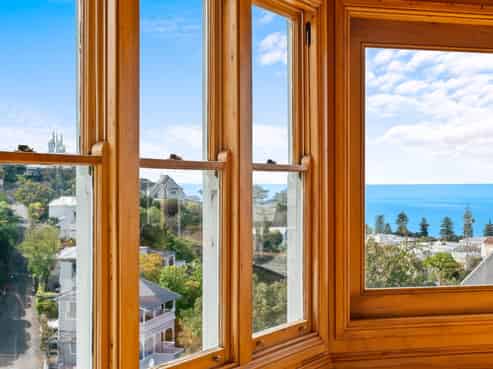 18 Sealy Road, Bluff Hill