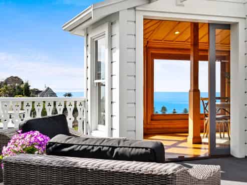 18 Sealy Road, Bluff Hill