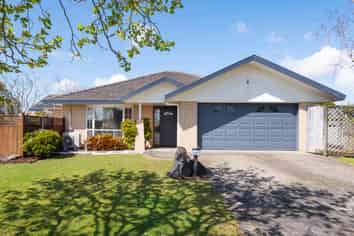 1A Ambleside Drive, Northpark