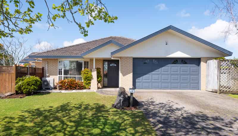 1A Ambleside Drive, Northpark