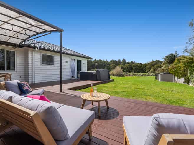 18 Kahika Grove, Huapai