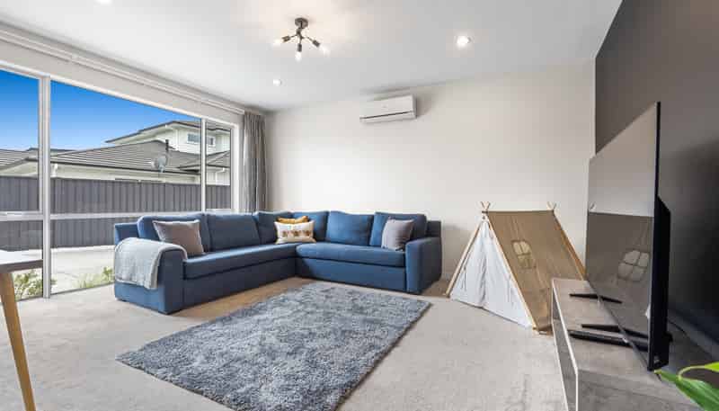 18 Kahika Grove, Huapai