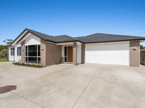 18 Kahika Grove, Huapai