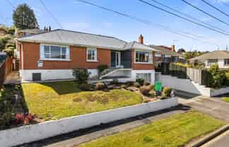 13 Waldron Crescent, Green Island