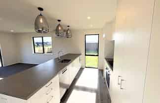 51B Riccarton Road East, MOSGIEL