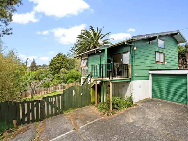 2/63 Eskdale Road, Birkdale