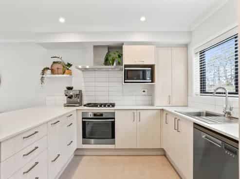 31 Konoba Avenue, Kumeu