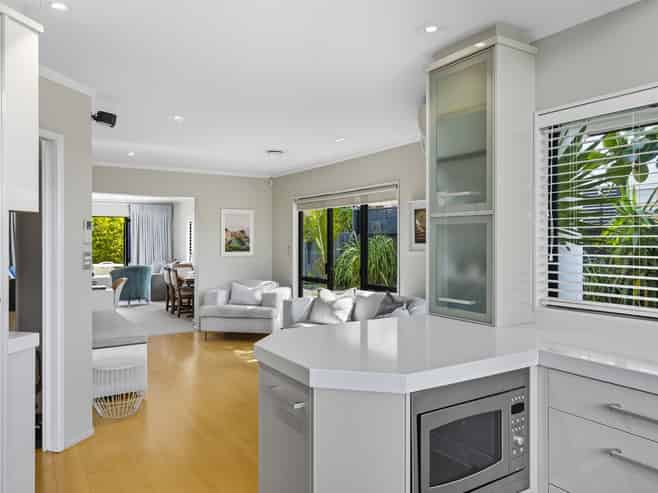4 Beach Haven Place, Paraparaumu Beach