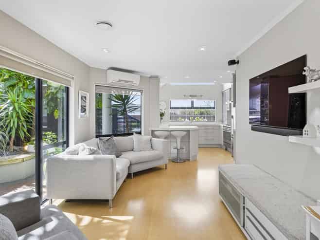 4 Beach Haven Place, Paraparaumu Beach