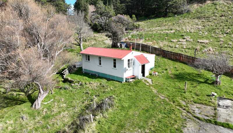 2164 Te Mai Road, Tinui Valley