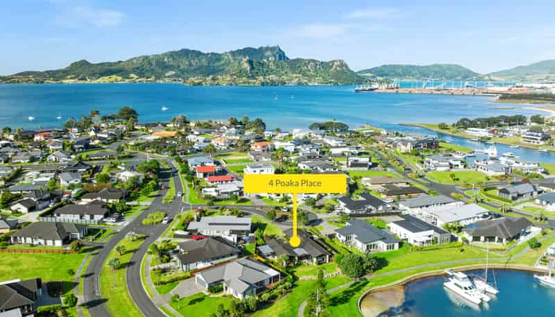4 Poaka Place, One Tree Point