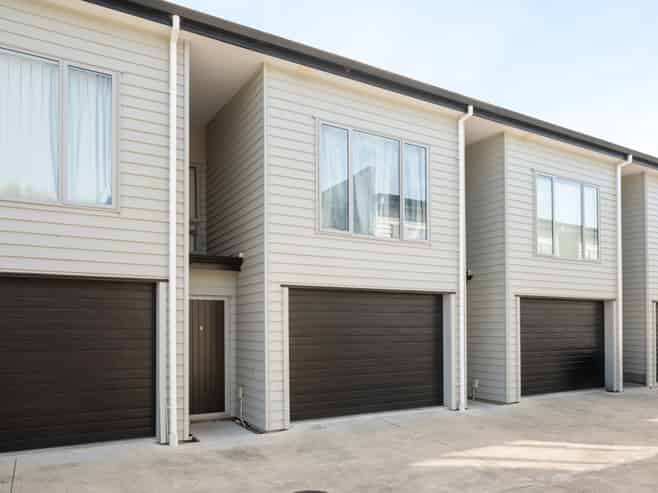 2 (A/113 Knighton Road, Hillcrest