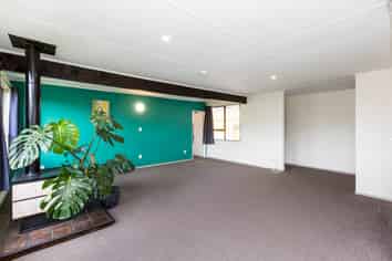 119 Holborn Drive, Stokes Valley