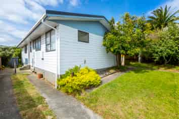 119 Holborn Drive, Stokes Valley