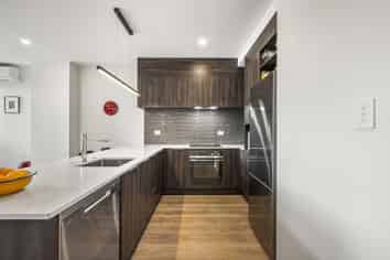 8/18 Karengo Street, Long Bay