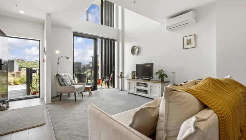 8/18 Karengo Street, Long Bay