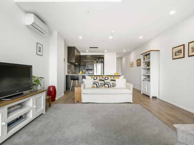 8/18 Karengo Street, Long Bay