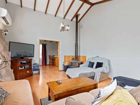 13 Market Street, LEESTON