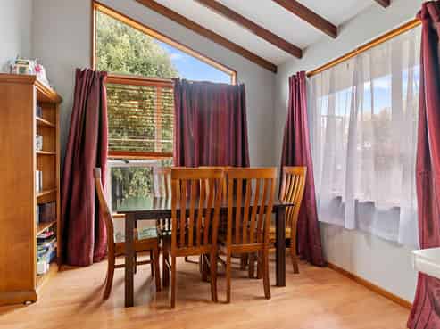 13 Market Street, LEESTON