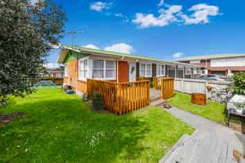 1/291 Great South Road, Manurewa