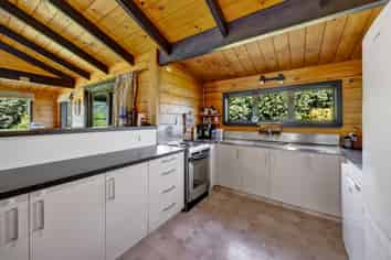 189 Namu Road, Opunake